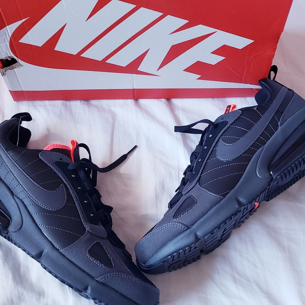 Nike Air Max 270 Futura SE - Picture 7 of 7